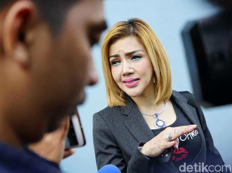 Berapa Sih Bayaran Barbie Kumalasari Sekali Tampil di TV? Berapa Sih Bayaran Barbie Kumalasari Sekali Tampil di TV?