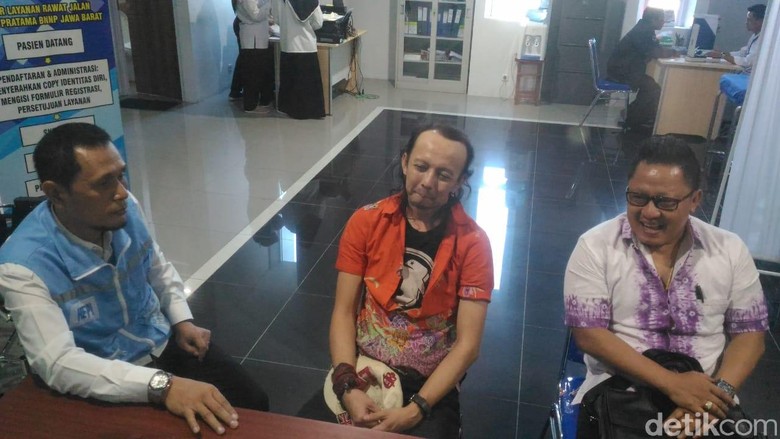 Jamal Preman Pensiun Ngaku Baru Sebulan Konsumsi Sabu Jamal Preman Pensiun Ngaku Baru Sebulan Konsumsi Sabu
