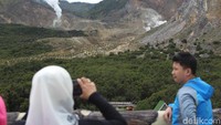 Suasana gunung pun sangat cantik menjelang fajar tenggelam (Hakim Ghani/detikcom)