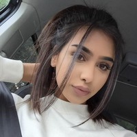 Di Miss England aku memang terlihat berbeda dari kontestan lainnya. Warna rambut dan kulitku lebih gelap. Tapi kontes ini mendorongmu untuk cinta dirimu sendiri dan Inggris negara yang sangat multikultural, ucap wanita berdarah India ini. Foto: Facebook Aysha Khan