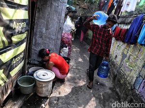 Ternyata Ini Penyebab Warga Miskin Jakarta Sulit Dapat Air Bersih