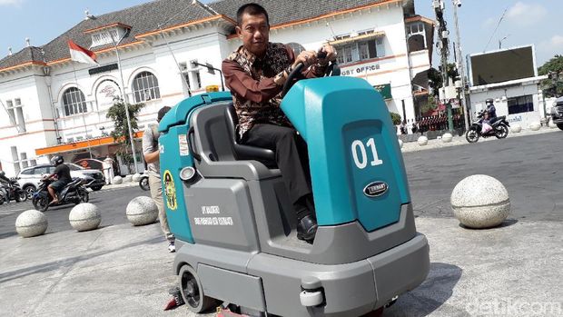 Sepeda Listrik dan Prototype Becak Listrik Diluncurkan di Malioboro