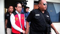 Jokdri tak banyak bicara saat ditemui awak media jelang sidang vonis yang akan dihadapinya.