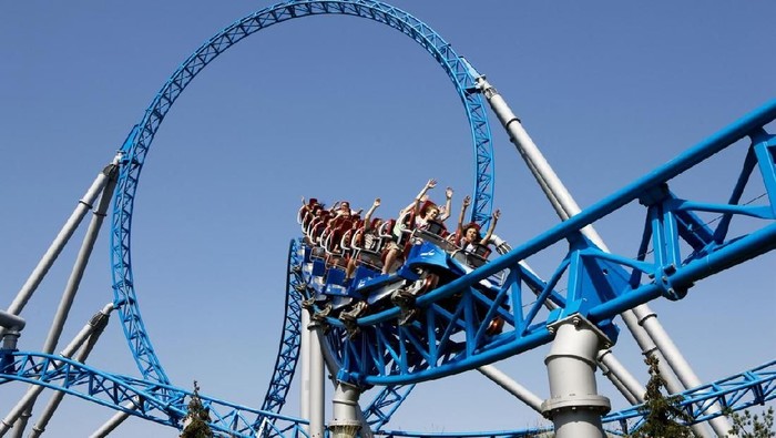 Naik Roller Coaster Bisa Sembuhkan Batu Ginjal? Ini Kata Dokter