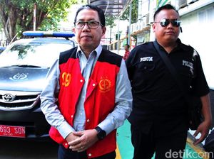Mantan Plt Ketum PSSI Joko Driyono Dihukum 1,5 Tahun Penjara
