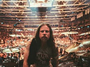 Chris Adler Cabut dari Lamb of God, Ini Drummer Barunya