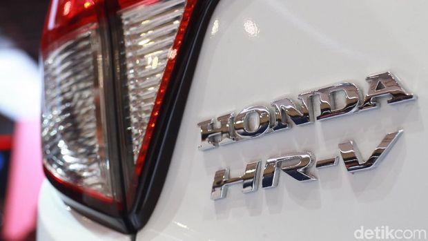 Tak cuma Accord, Honda juga meluncurkan HR-V 1.5 SE Mugen Edition di GIIAS 2019. Mobil ini tampil lebih sporty dan aerodinamis.