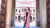Ini saat dia berada di Jaipur, Rajasthan. (eishasingh/Instagram)