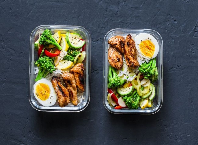 Tips Aman Pesan Makanan Via Ojol Saat COVID-19 Tips Aman Pesan Makanan Via Ojol Saat COVID-19