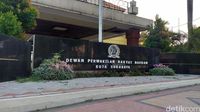 Fenomena Anggota DPRD Gadaikan SK ke Bank, Gejala Apa Ini?