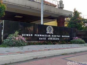 Gadai SK Hal yang Wajar, DPRD Surabaya: Tak Banyak Bank yang Melirik