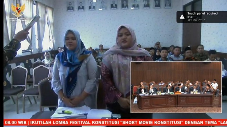 MK Periksa Saksi Partai Perindo Lewat Teleconference MK Periksa Saksi Partai Perindo Lewat Teleconference