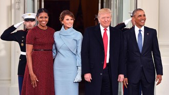 Film Melania Trump Sepi, Dokumenter Michelle Obama Malah 'Meledak'