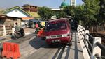 Potret Jembatan di Tegal Alur Jakbar yang Amblas Berminggu-minggu