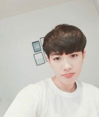 Unik! Youtuber Asal Korsel Ini Bikin Sendiri Makanan Jumbo untuk Mukbangnya