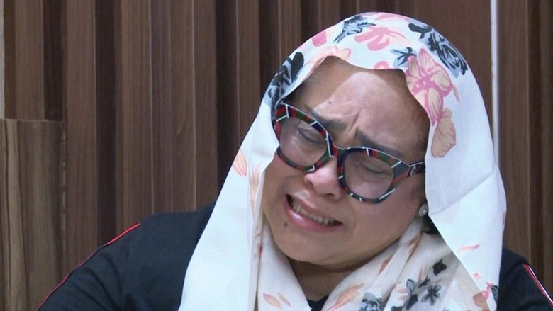 Ditangkap karena Narkoba, Nunung: Saya Merasa Berdosa Sama Ibu Ditangkap karena Narkoba, Nunung: Saya Merasa Berdosa Sama Ibu