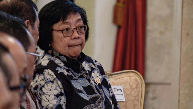 Susi-Sri Mulyani Kesal Disuguhi Botol Plastik, Bagaimana Menteri Lain?