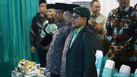 JK duduk di kursi barisan depan bersama Ketua Umum PKB Muhaimin Iskandar dan Ketua PBNU Said Aqil Siradj.