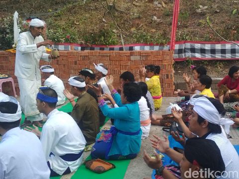 Upacara Galungan di Tulungagung