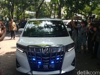 Mobil yang membawa Prabowo.