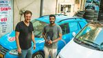 Foto: Traveling Keliling Dunia Naik Mobil Listrik