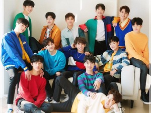 Gokil! Idol K-Pop TREASURE Beli Indomie Goreng di Minimarket Korea