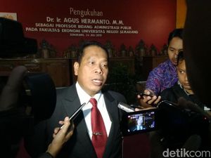 Dekan FH UGM Soal Rektor Unnes: Jika Terbukti Plagiat Copot Gelarnya!
