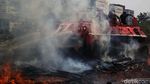 Hebat! Tank Damkar Ini Mampu Tembus ke Pusat Kebakaran