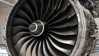 Salah satu yang digarap adalah mesin Trent XWB, mesin jet turbofan yang menggerakkan Airbus A350 XWB. Mesin ini ada di pesawat maskapai-maskapai seperti Qatar Airways, Singapore Airlines hingga Lufthansa (Rolls Royce/CNN)