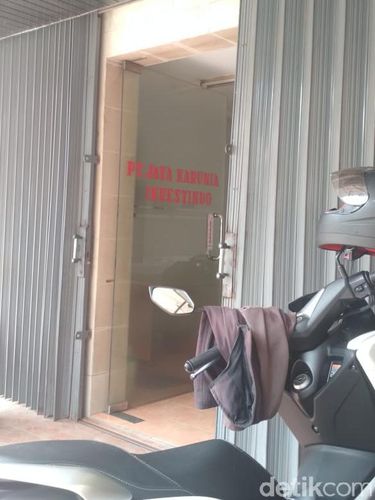 Tidak tampak ada aktivitas di kantor PT JKI di Kayu Putih, Jakarta Timur.