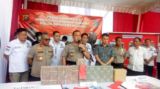 Sebelum Jadi Bandar Sabu Berharta Rp 8,4 M, Danil Kerja Sopir Truk