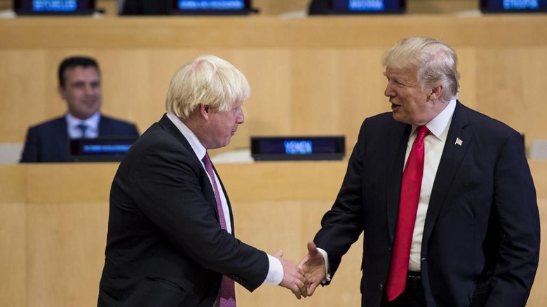 Ucapkan Selamat ke PM Baru Inggris, Trump: Dia Akan Menjadi Hebat! Ucapkan Selamat ke PM Baru Inggris, Trump: Dia Akan Menjadi Hebat!