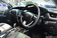 (Buat Pagi) Pajero Sport Bersolek, Fortuner Masih Santai