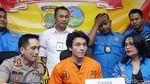 Tatapan Nanar Jefri Nichol di Polres Jaksel