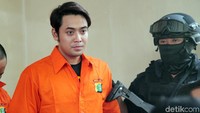 Padahal belum satu bulan Kriss bebas dari kasusnya bersama Hilda Vitria. Lamhot Aritonang/detikFoto