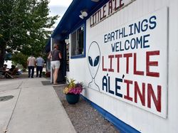 Suasana Area 51, Persembunyian Alien yang Mau Diserbu