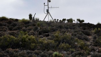 Salah satu sensor pengamanan untuk mendeteksi jika ada penerobos masuk. Foto: Associated Press