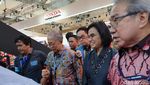 Menkeu Sri Mulyani Jalan-jalan di GIIAS