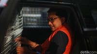 Sebelumnya, Bowo Sidik yang merupakan anggota Komisi VI DPR dari Fraksi Golkar telah ditetapkan KPK sebagai tersangka kasus dugaan suap dan gratifikasi karena diduga menerima duit dari Marketing Manager PT Humpuss Transportasi Kimia (HTK) Asty Winasti lewat Indung. Asty dan Indung juga sudah ditetapkan menjadi tersangka.