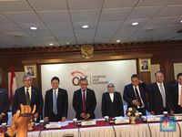 OJK Enggan Bicara Soal Jiwasraya, AJB Bumiputera & Muamalat