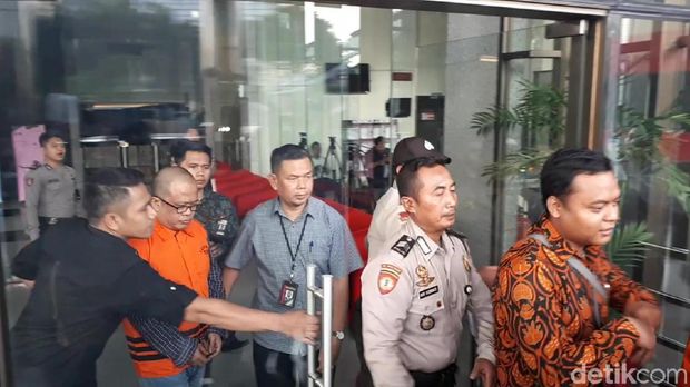 KPK Tahan 2 Anggota DPRD Tersangka Suap Pengesahan APBD