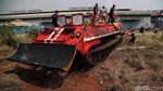 Hebat! Tank Damkar Ini Mampu Tembus ke Pusat Kebakaran