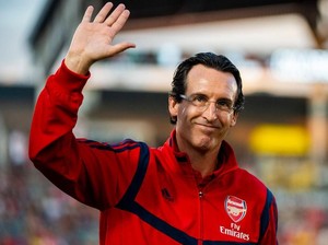Misi Unai Emery Taklukkan Old Trafford