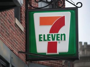 Tega! 7-Eleven Australia Tilep Gaji Pegawai Rp 2,5 T