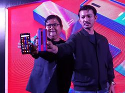 Penampakan Oppo Reno 10x Zoom Edisi Barcelona