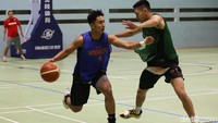 Tim nasional basket putra Indonesia menjalani latihan di GBK Arena, Senayan, Kamis (25/7/2019).