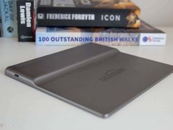 Amazon Kindle Oasis (2019), Pembaca Buku Digital Mewah