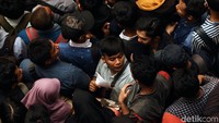 Pameran kerja dilakukan untuk menyerap tenaga kerja khususnya mereka yang baru lulus SMA.