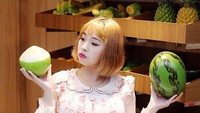 Kementerian Komunikasi dan Informatika (Kominfo) memanggil Kimi karena konten YouTube miliknya dianggap vulgar. Ia memang kerap memberi judul video clickbait hingga membuat kaum adam penasaran. Foto: Instagram kimi.hime
