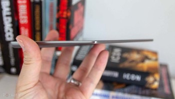 Ia diklaim dapat bertahan sampai 6 minggu dalam sekali isi ulang. Foto: Pocket Lint